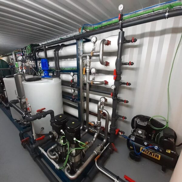 Diseño y construcción de planta de tratamiento de agua para empresa del sector público