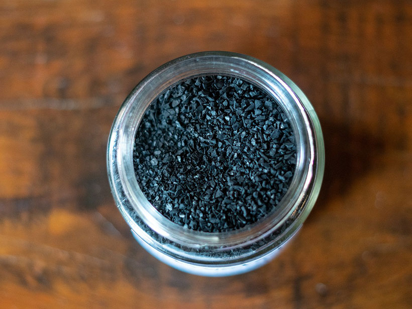 Sistema de filtración de agua con carbón activado para industrias